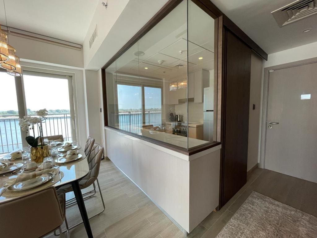 Smart Living Apartment Абу Даби Екстериор снимка
